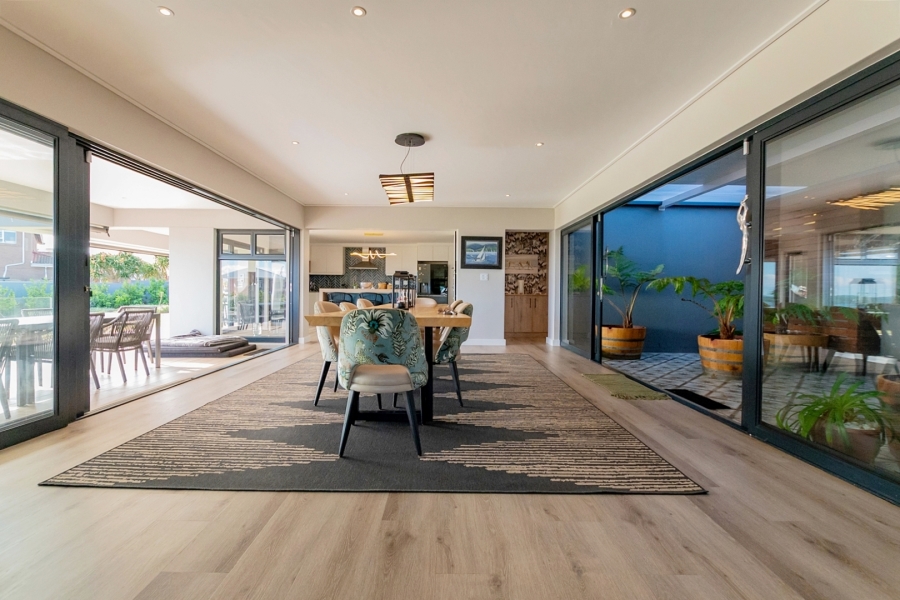 4 Bedroom Property for Sale in Myburgh Park Western Cape